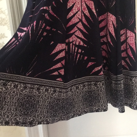 Dress - Picture 4 of 5